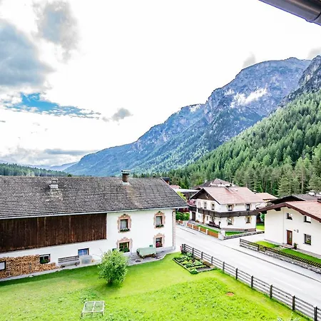 Ferienwohnung Gschnitzerhof Exterior foto